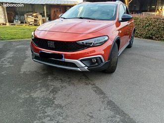 fiat tipo cross essence full options