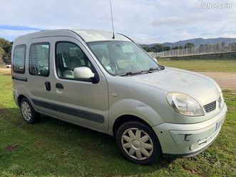 renault kangoo 1 phase 2 essence 1,6l 16v 95ch 5 places 46 000km