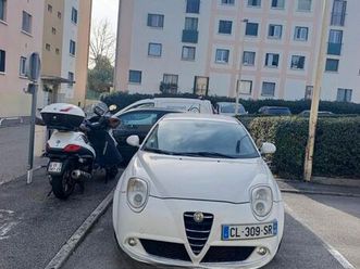 bon alfa romeo mytho un litre 6 jtdm distinctes