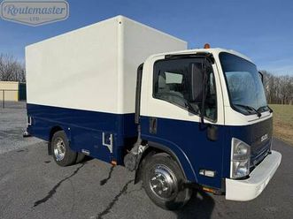 2018 isuzu npr 14’ hackney plumbers utility service body, 6.0l gas, 10
