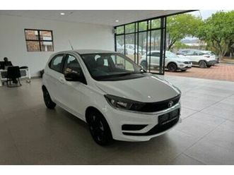 2026 tata tiago 1.2 xt auto