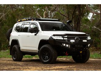 2024 toyota land cruiser 300 vx