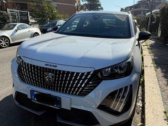 peugeout 2008 allure 1.5 diesel 130 cv