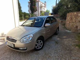 hyundai accent 2010