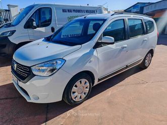 vettura in ottimo stato , ex taxi