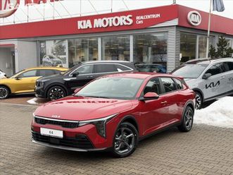 kia k4 1,6 t-gdi 7dct spin novinka