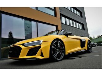 r8 spyder 5.2 fsi v10 performance quattro s-tronic