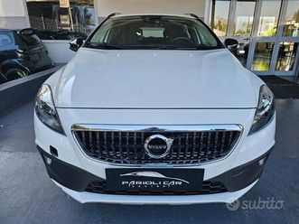 volvo v40 cross country d2 business