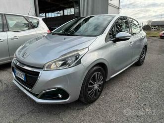 peugeot 208 puretech 82 5 porte active