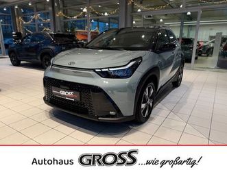 toyota aygo x hybrid // neus modell // led