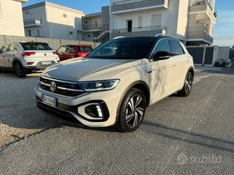 t roc r line 1.5 dsg 150cv