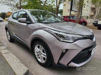 toyota c-hr hybrid business no obbl. finanz.