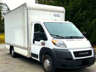 2021 ram 3500 box truck - 12’ bay bridge box - only 29,000 miles