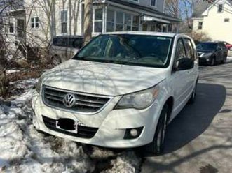 2010 volkswagen routan