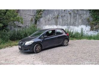 toyota auris 2.0 d4d executive