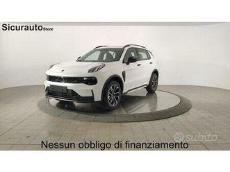 lynk&co 01 phev core