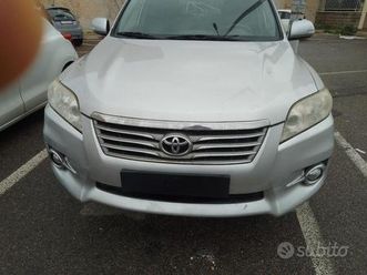 toyota rav4 crossover