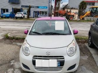 suzuki alto ii 1.0 gl blanche et rose