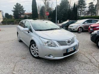 toyota avensis 2.2 d-cat aut. wagon executive e5a