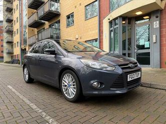 1.0t ecoboost zetec euro 5 (start/stop) 5dr