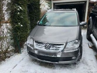 volkswagen vw touran highline