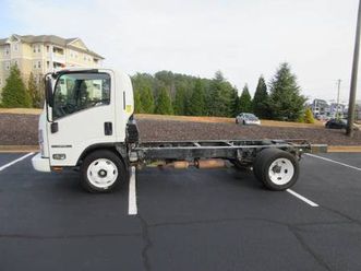 2017 isuzu npr hd cab/chassis