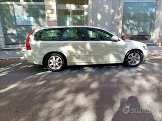 volvo v50 del 2012
