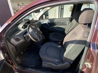 lancia ypsilon 1.2 benzina 2011 euro 5a