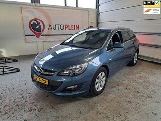 opel astra sports tourer - 1.4 turbo edition