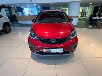 honda  jazz  1.5 hybrid crosstar executive