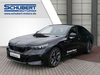 bmw i5 edrive40 m sportpaket pro 20'' hud b&w