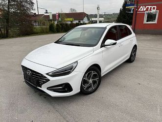 hyundai i30 1.0 t-gdi 120-81.500km-kamera-alu-pdc-odličen-