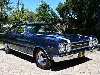 1967 plymouth gtx 440 auto buckets console simply beautiful