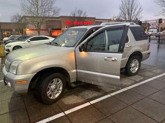 2002 mercury mountaineer – runs great – clean title