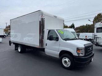 2024 ford e350 cutaway van **16ft box with tuck-under liftgate**