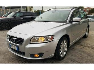 v50 1.6 16v momentum 94.000 km. 10/2008