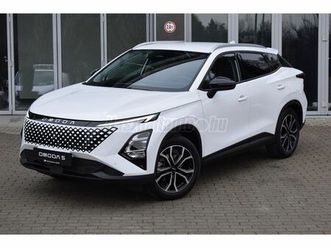 omoda omoda 5 1.6 tgdi comfort dct téli kerék szettel 7 év vagy 1 millió km motor garancia