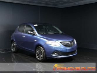 ypsilon 3ª serie ypsilon 1.0 firefly 5 porte s&s hybrid silver plus
