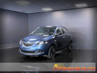 ypsilon 3ª serie ypsilon 1.0 firefly 5 porte s&s hybrid silver
