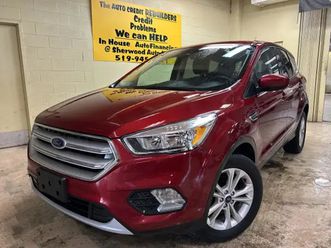 2019 ford escape se