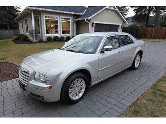 2010 chrysler 300 touring 30k original miles