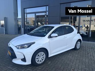 toyota yaris - 1.5 hybrid aut. comfort | 1e-eig. | carplay | camera | adaptive cruise control | climate c