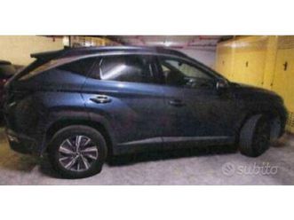 privato vende hyundai tucson ibrida
