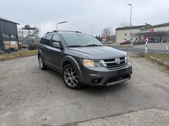 freemont 3.6 v6 lounge awd automatic