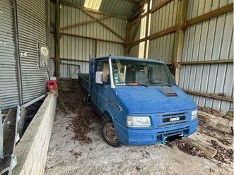 iveco benne double cabine