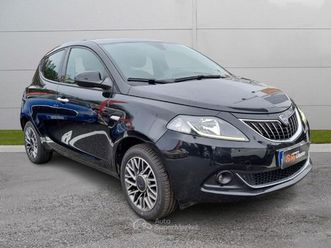 - ypsilon 1.0 firefly hybrid gold plus s&s 70cv 5p.ti