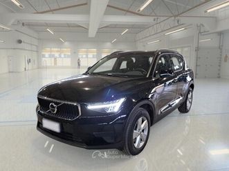 volvo xc40 b3 automatico essential
