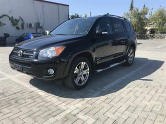 shitet/nderrohet toyota rav4 3.5 v6 2011