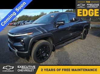 used 2025 chevrolet silverado ev lt