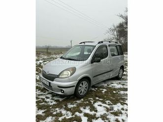 toyota yaris verso 1.3 linea sol